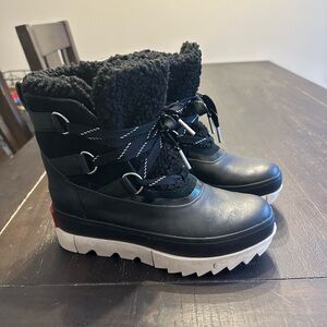 Sorel Black Winter Boots
